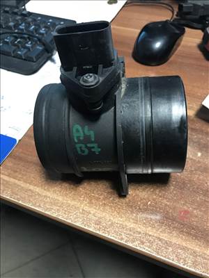 Audi A4 (B6/B7) 2,0 PD * légtömegmérő 074906461b