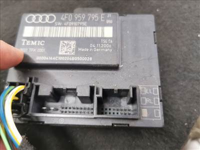 Audi A6 (C6 - 4F) C6 - 4F AUDI A6 C6 Bal hátsó Ajtó Vezérlőegység 4f0959795e