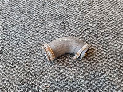 Opel Vectra C intercooler cső 55352736