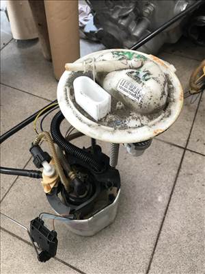 Volkswagen Passat B6 2,0 TFSI / AC pumpa 3c0919051p
