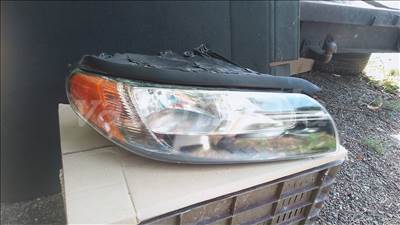 Volvo 31214177 S80 jobb halogén fényszóró