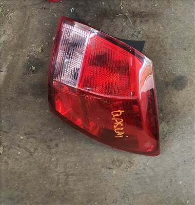 Nissan Qashqai jobb hátsó lámpa 