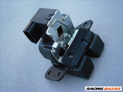 Kia Cee'd (ED) csomagtérajtó zárszerkezet