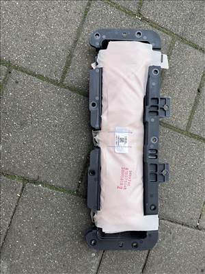 Mercedes ML-osztály, Mercedes GL-osztály, Mercedes GLS-osztály térdlégzsák 