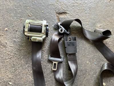 Opel Corsa F OPEL CORSA F Jobb első Biztonsági Öv 98266702xx