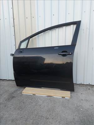 Toyota Corolla Verso (AR10) Bal első ajtó 