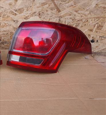 2014 Ford B-Max jobb hátsó lámpa   av1113404ag