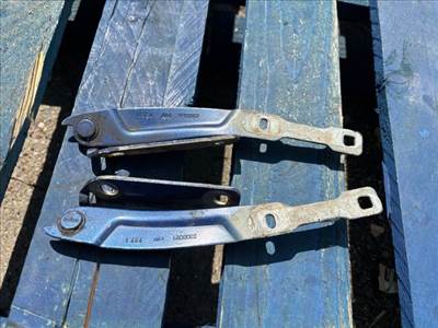 Dacia Sandero II DACIA SANDERO Motorháztető Zsanér Pár 1r00002 9r00002