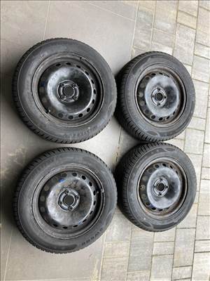 Opel Corsa D Corsa d lemezfelni téligumival 15”