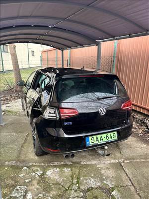 Volkswagen Golf VII bontásra egyben eladó