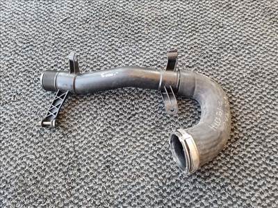 Opel Vectra C, Signum jobb oldali intercooler cső 55350918