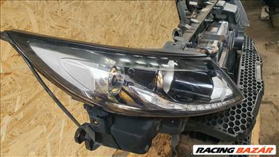 Kia Sportage jobb első fényszóró 