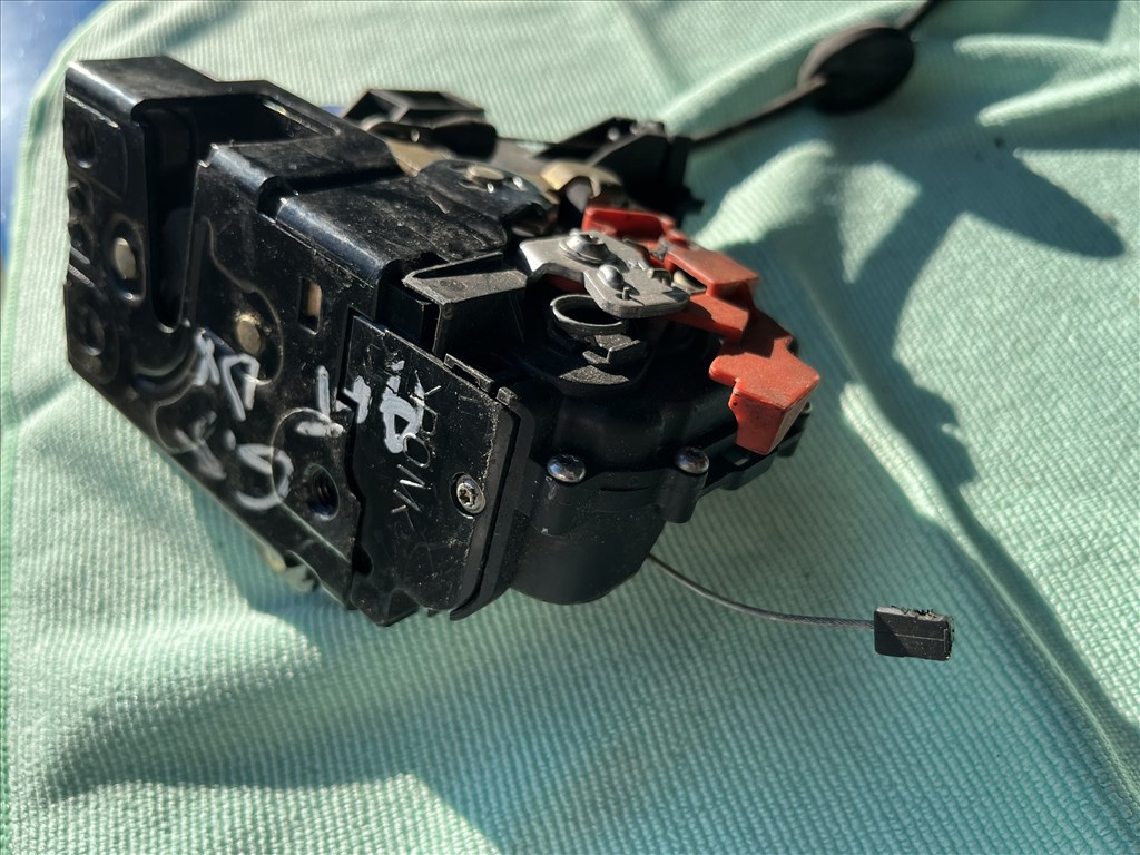 Volkswagen Golf V A5 Typ 1K jobb első ajtózár szerkezet  3d1837016 5. kép