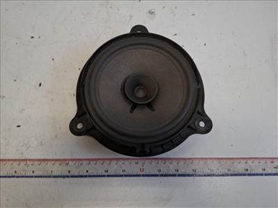 Nissan Micra (K14) bal első hangszóró