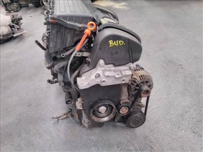 VOLKSWAGEN GOLF BUD BONTOTT MOTOR 