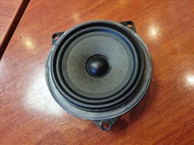 BMW 1 (E81, E82, E87, E88), BMW 3 (E90, E91, E92, E93), BMW X1 (E84) első hangszóró jobb - bal 9143232