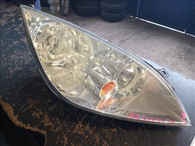 Mitsubishi Colt VI. Jobb fényszóró  mitsubishimr957354