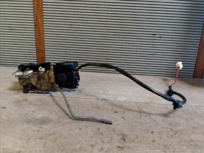 MAZDA PREMACY 99.01-05.10 Jobb első ajtó zárszerkezet központizáras