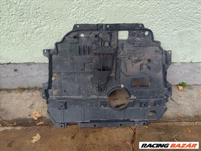 Toyota Avensis (T270) Alsó Motorburkolat 5144102310