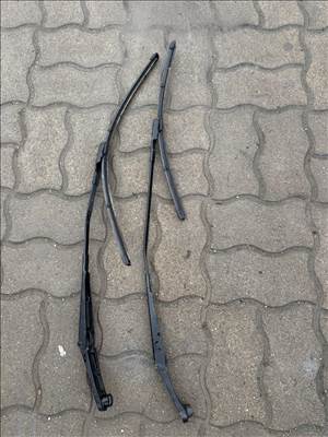 Audi Q2 Ablaktörlő kar