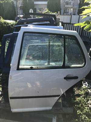 Volkswagen Golf IV bal hátsó ajtó