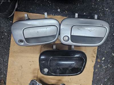 Toyota RAV4 (XA20) Csomagtér nyitó kilincs 