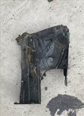 Seat León III 5F / bal első nyúlvány