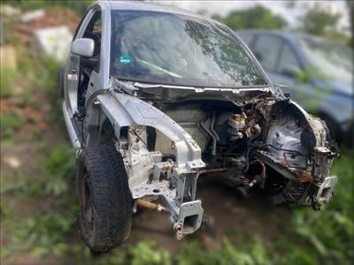 VW New Beetle (9C1/ 1C1) 1.6 AWH 100LE 74KW 1999-2000 bontott alkatrészek eladók!