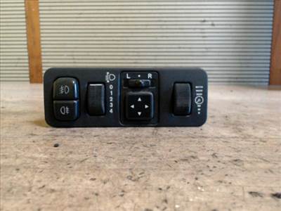 MITSUBISHI Space Star 2000.09.01-2004.12.03 Fényszórómagasság állító kapcsoló