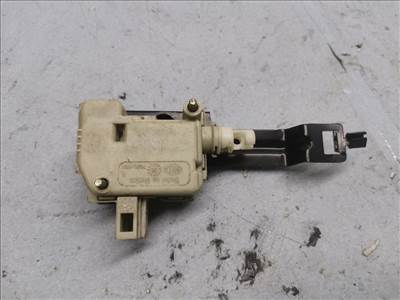 VW NEW BEETLE (9C1/ 1C1) 1.6 Központizár Motor Csomagtérajtó #43701# 1C0809913A 