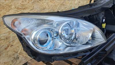 2010 Hyundai i30  jobb oldali fényszóró 1ll01014603