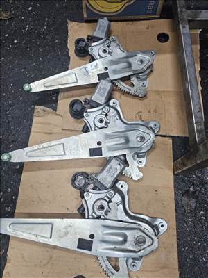 Toyota RAV4 (XA20) Ablakemelő szerkezet motorral jobb hátsó  8572032150