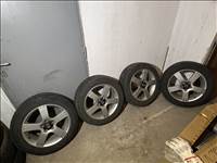  5x114.3 lyukosztású 18" használt (gyári felni) alufelni, 225/55 használt Pirelli téli gumi gumi 