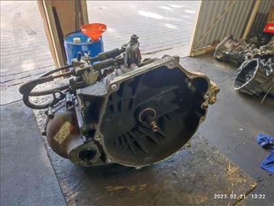 Honda Accord VII manuális sebességváltó (motorkód: N22A1) 63094236