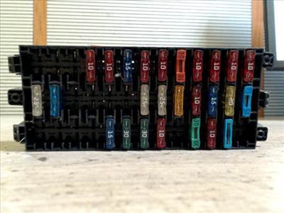 RENAULT Kangoo 2003.01 - 2008.01 Biztosítéktábla BCM BSI BSM SAM GEM modul Utastér