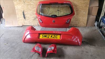 2012 Renault Twingo karosszéria alkatrészek 