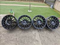  5x112 lyukosztású 8JJ 18" újszerű alufelni