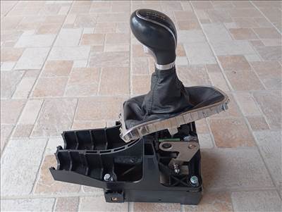 Váltókar Váltókulissza Opel Astra J  55575258