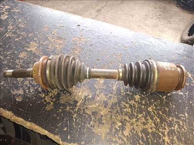 Mazda B2500 2.5D bal első féltengely 