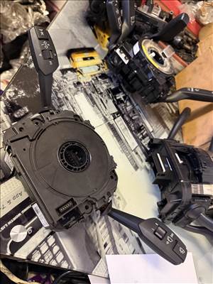  Bmw E70 LCI kormánykapcsoló átvezető nélkül 9164418