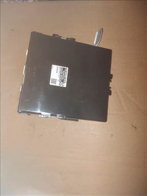 Toyota Avensis (T270) komfort elektronika 4210 8969005030