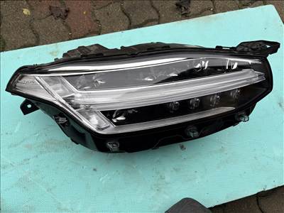 Volvo XC90 Jobb első lámpa FULL LED ACTIVE HIGH BEAM 32404716