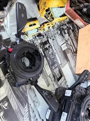 BMW 5-ös sorozat, BMW 3-as sorozat, BMW 6-os sorozat, BMW X4 Bmw G30 g20 g32 g14 g02 kormánykapcsoló 9436662