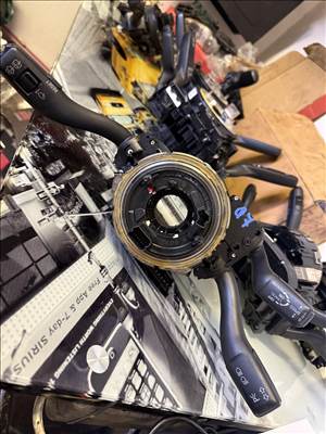 Audi Q7 kormánykapcsoló  4f0953549a