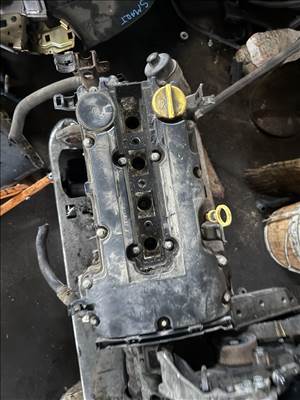 Opel Corsa D  1,2. A 12xep motor 