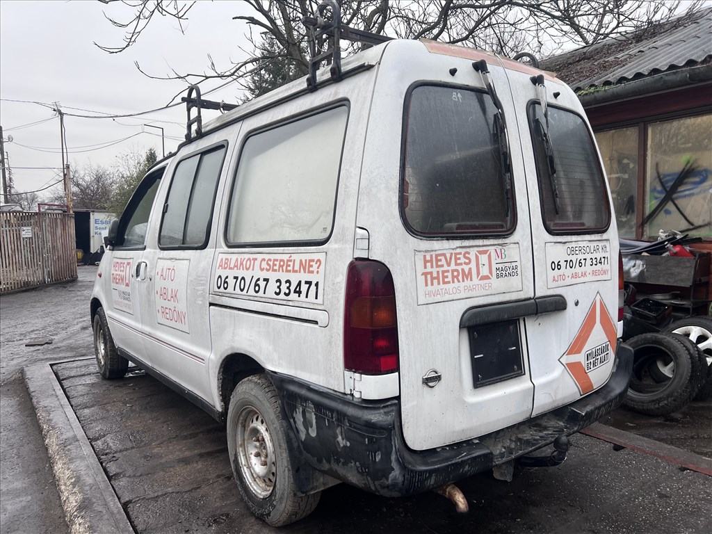 Nissan Vanette IV 2.3D bontott alkatrészei 2. kép