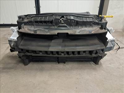 Ford Focus Mk4 1.5 TDCI Komplett homlokfal 