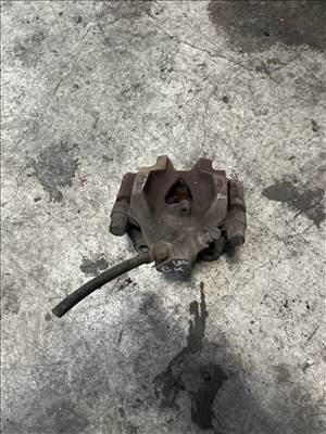 Mercedes C-osztály W204 Bal hátsó féknyereg