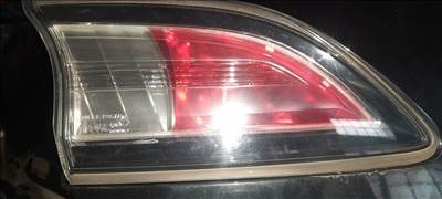 Mazda 3 (BL) bal hátsó belső lámpa csomagtértető