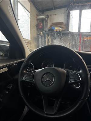 Mercedes C-osztály W205 Kormàny f1